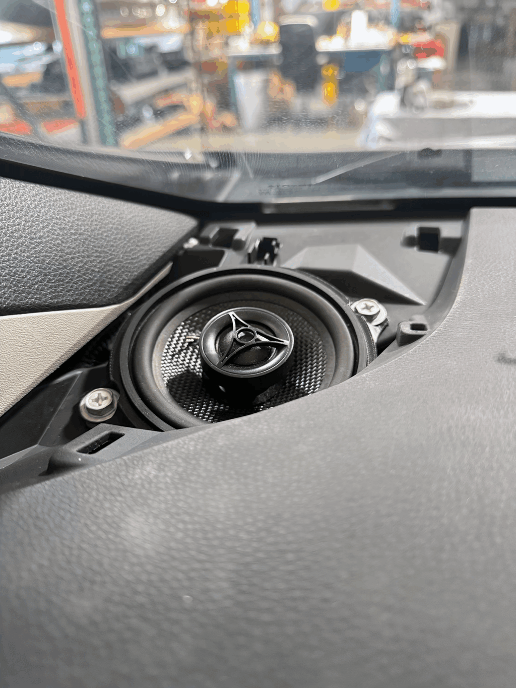 2023+ Toyota Prius Element Sound System component image 3